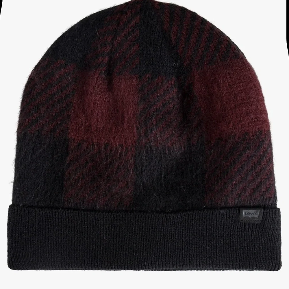 Levi’s Buffalo plaind burgundy black‎ beanie hat One size NWT logo cuff